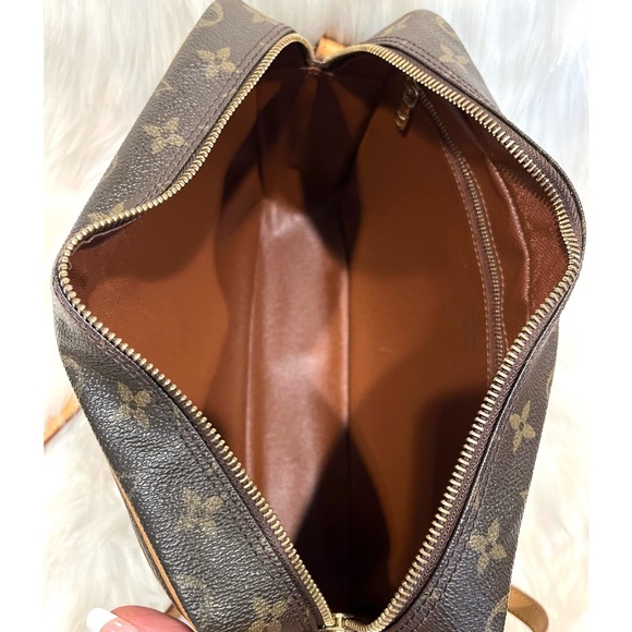 Authentic Louis Vuitton Monogram Trocadero 30 Shoulder Bag - Picture 12 of 15